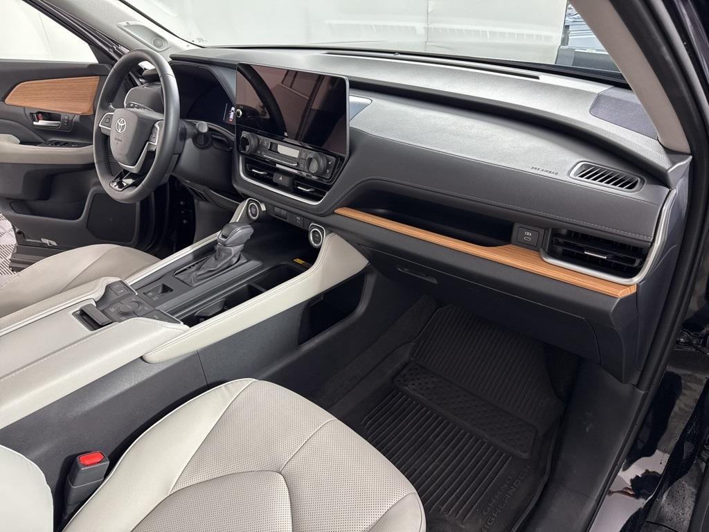 used 2024 Toyota Grand Highlander car, priced at $51,987