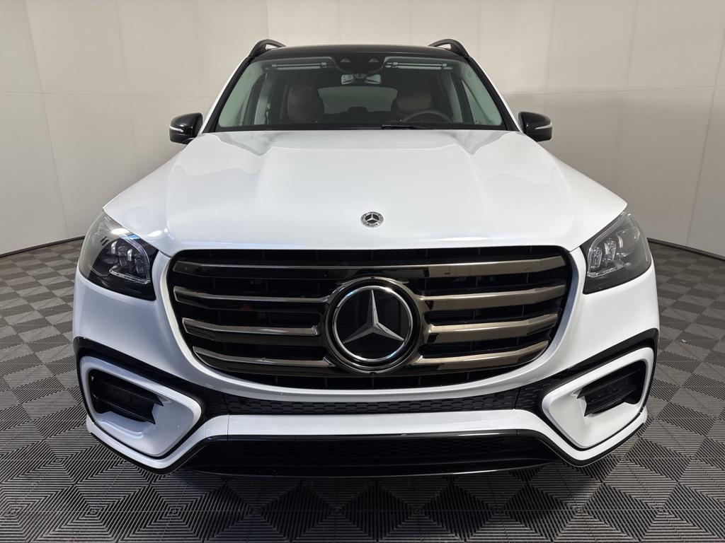 new 2026 Mercedes-Benz GLS 450 car, priced at $106,805