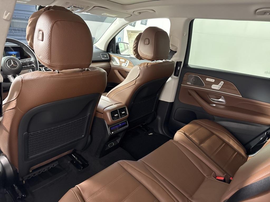 new 2026 Mercedes-Benz GLS 450 car, priced at $106,805