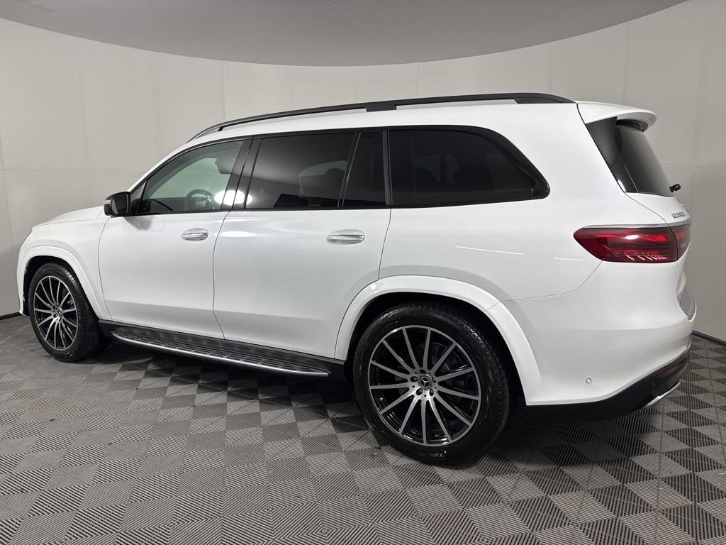 new 2026 Mercedes-Benz GLS 450 car, priced at $106,805