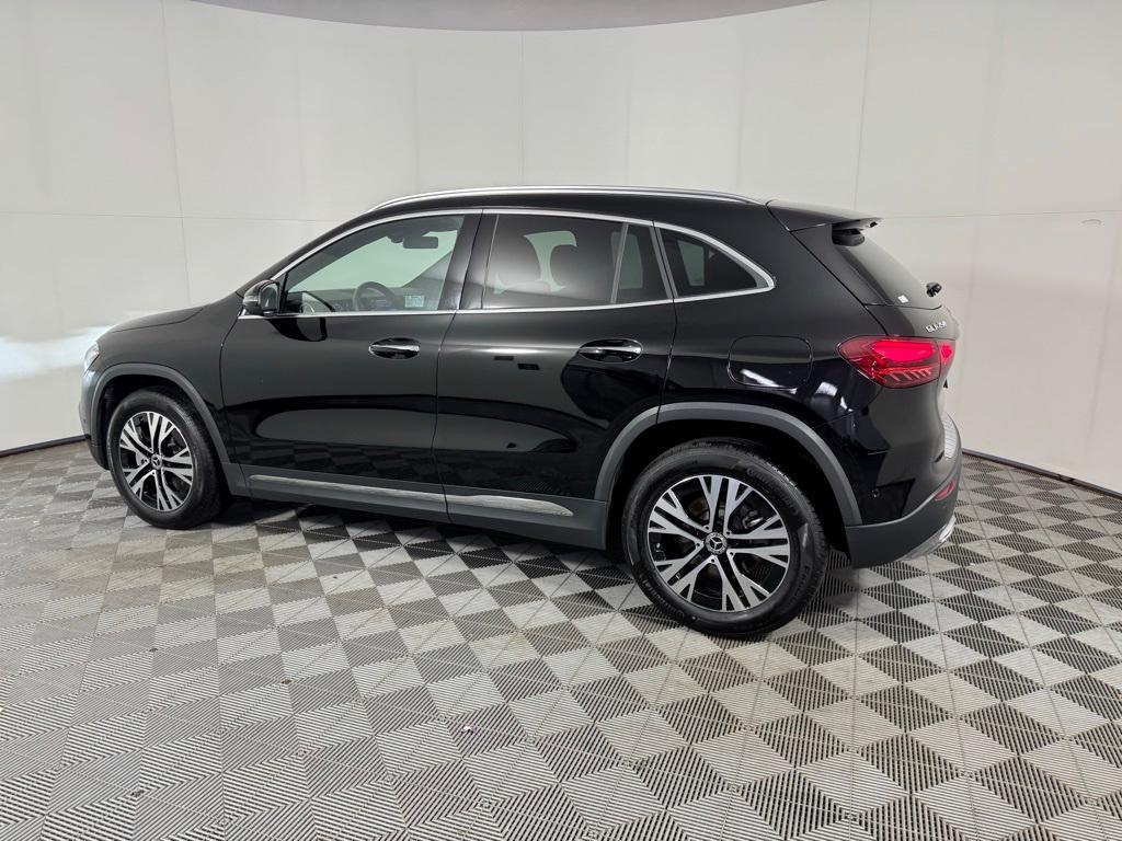 used 2025 Mercedes-Benz GLA 250 car, priced at $40,689