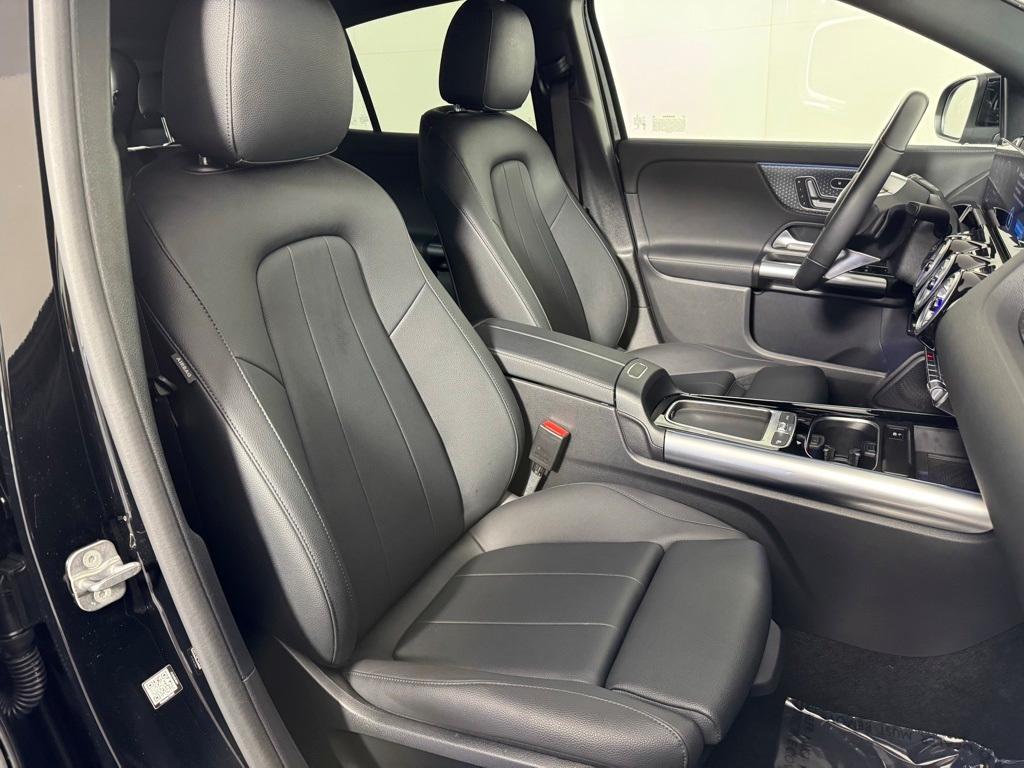 used 2025 Mercedes-Benz GLA 250 car, priced at $40,689