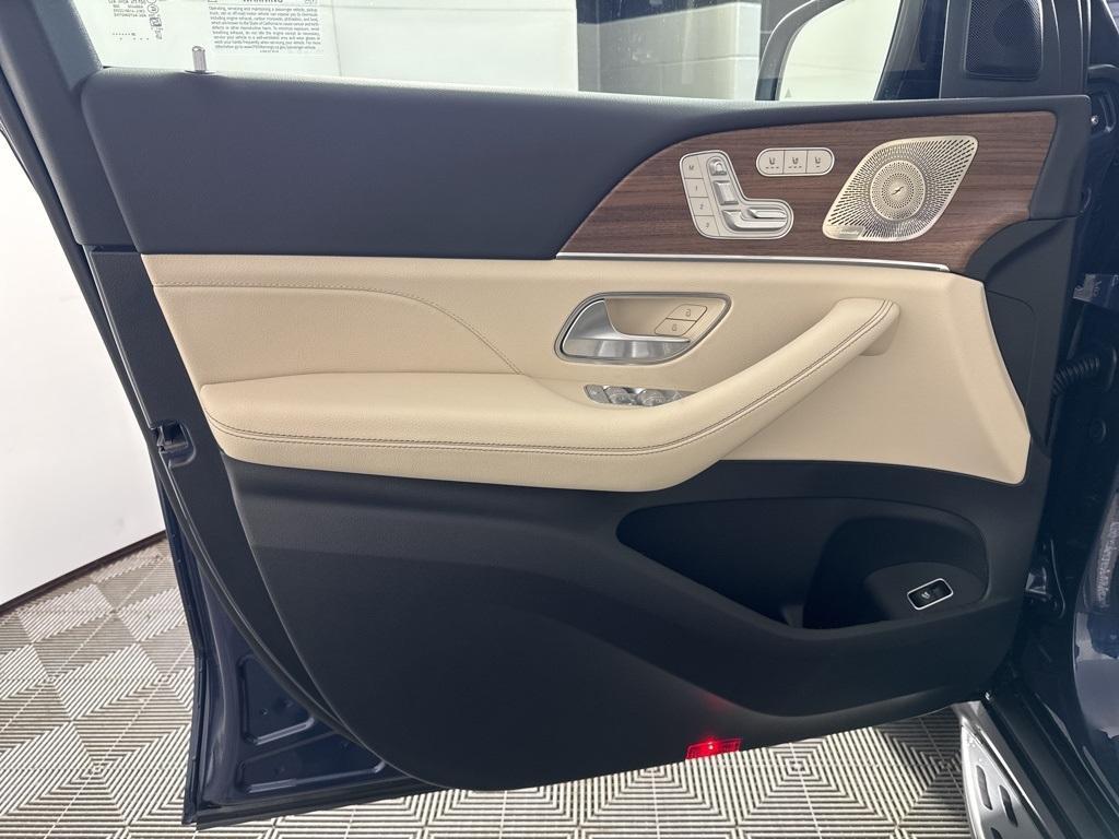 new 2026 Mercedes-Benz GLS 450 car, priced at $97,935