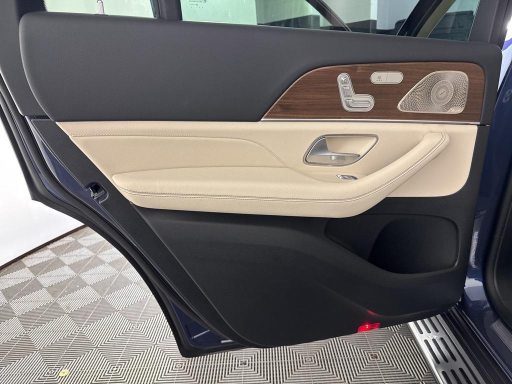 new 2026 Mercedes-Benz GLS 450 car, priced at $97,935