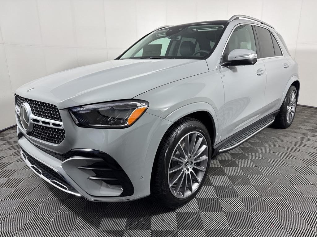 new 2026 Mercedes-Benz GLE 450 car, priced at $86,780