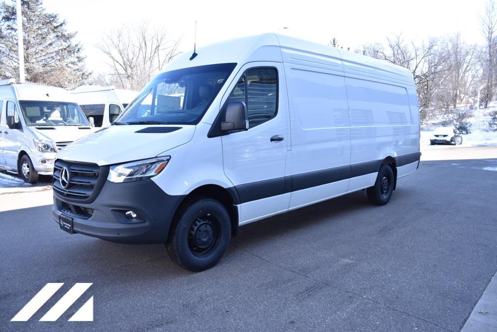 new 2024 Mercedes-Benz Sprinter 2500 car, priced at $75,821