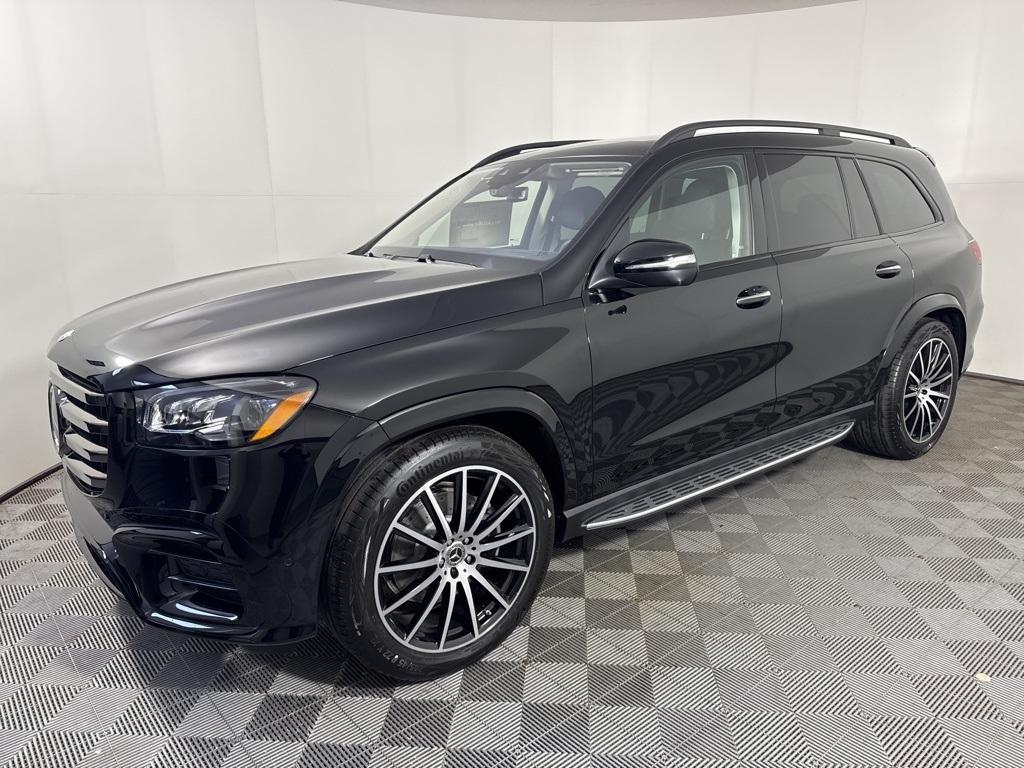 new 2026 Mercedes-Benz GLS 580 car, priced at $125,490