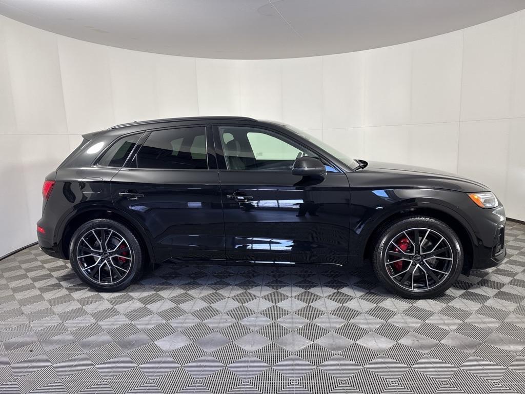 used 2024 Audi SQ5 car, priced at $61,999