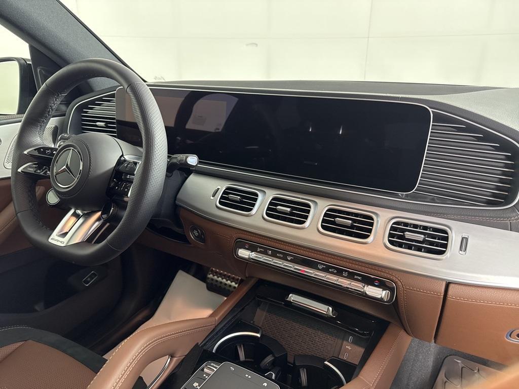 new 2025 Mercedes-Benz AMG GLE 53 car, priced at $100,680