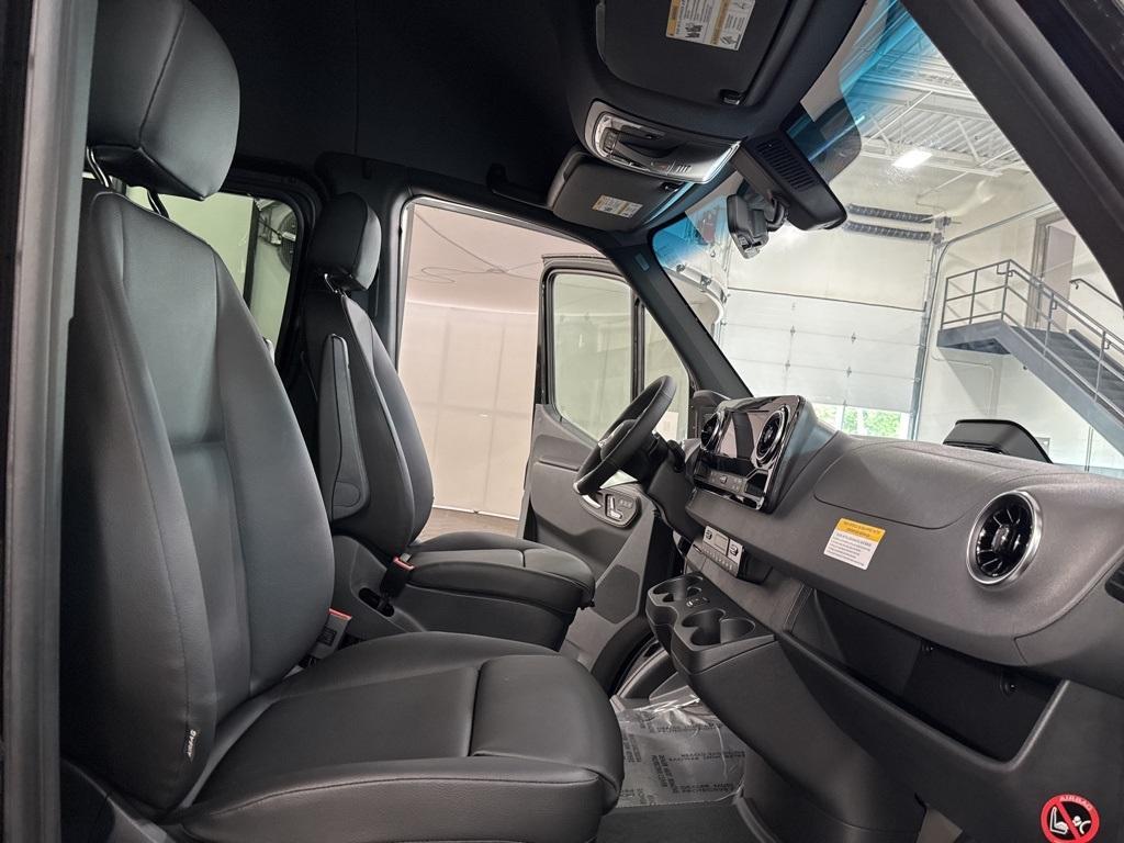new 2025 Mercedes-Benz Sprinter 2500 car, priced at $83,810