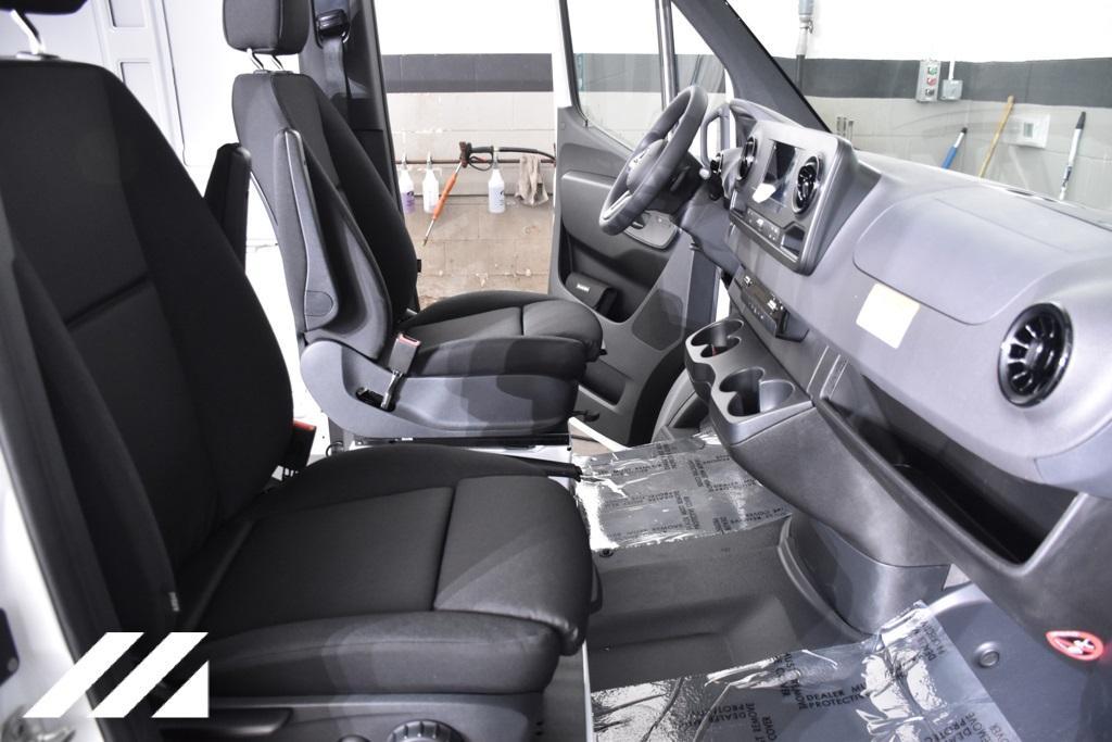 new 2024 Mercedes-Benz Sprinter 2500 car, priced at $67,566