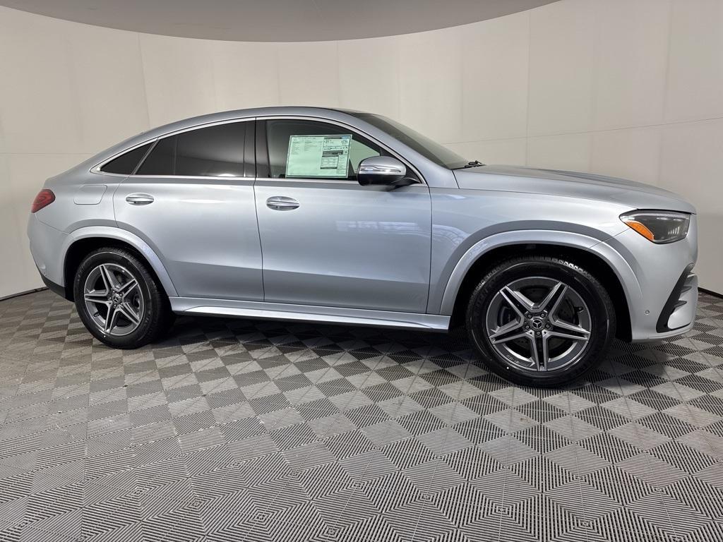 new 2025 Mercedes-Benz GLE 450 car, priced at $80,060