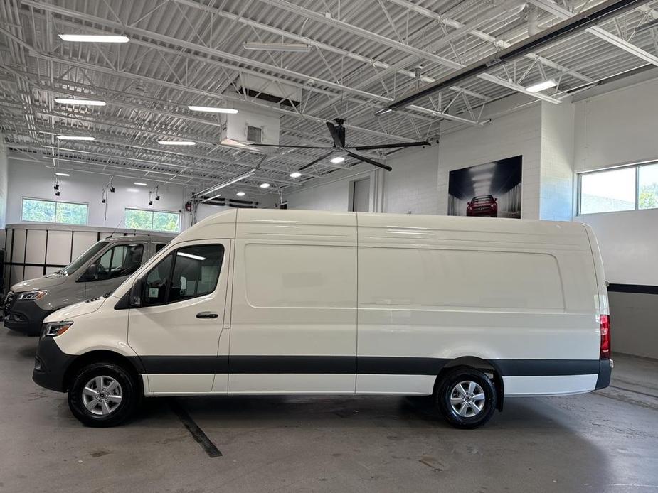 new 2024 Mercedes-Benz Sprinter 2500 car, priced at $74,944