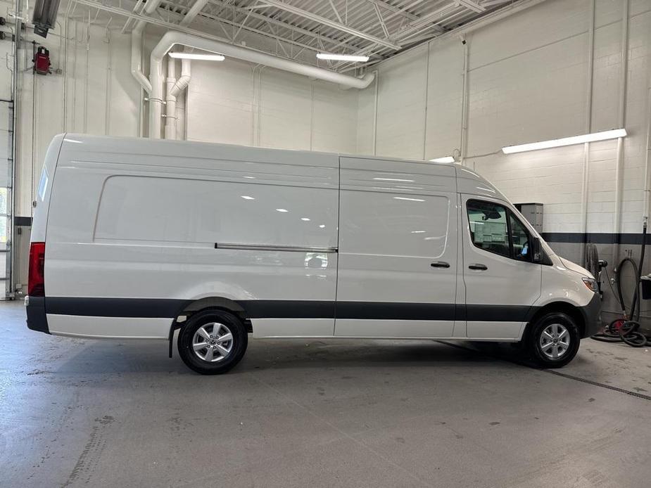 new 2024 Mercedes-Benz Sprinter 2500 car, priced at $74,944