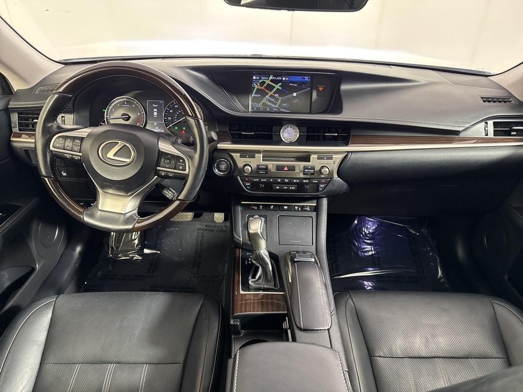 used 2016 Lexus ES 350 car, priced at $17,471