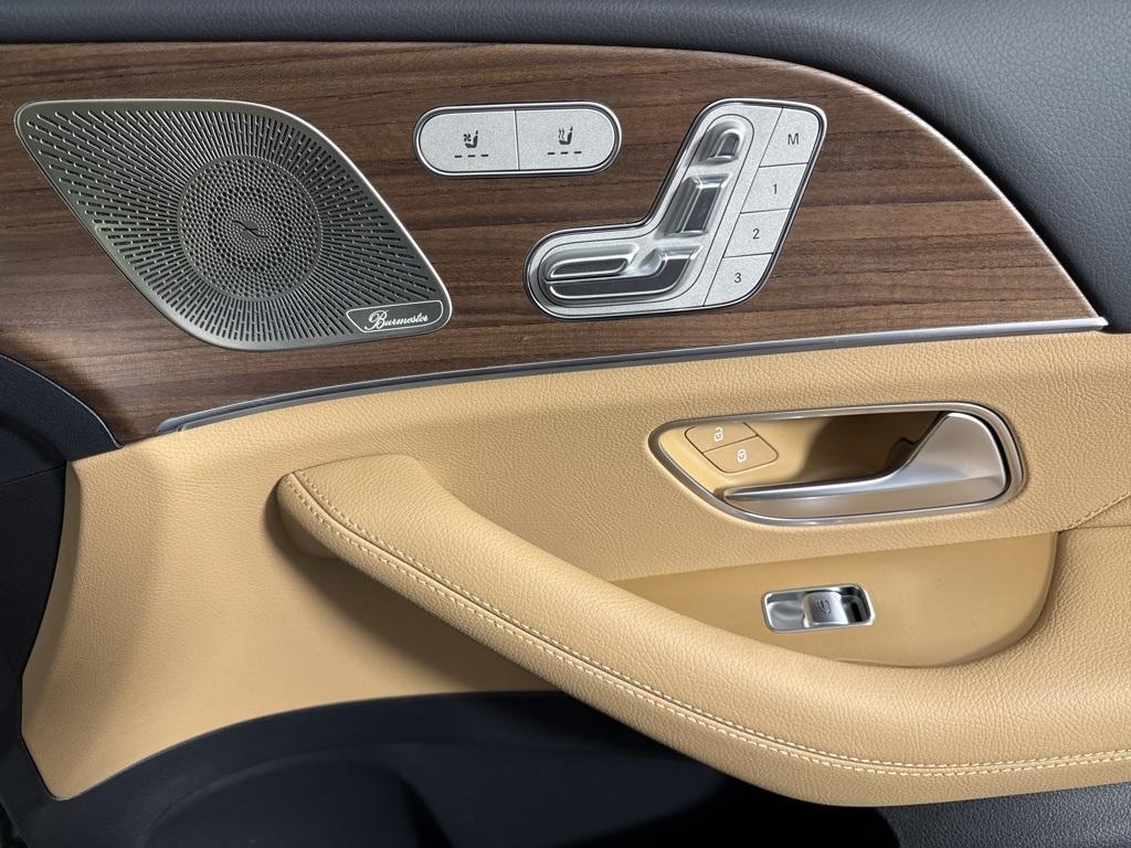 new 2026 Mercedes-Benz GLE 450 car, priced at $89,555