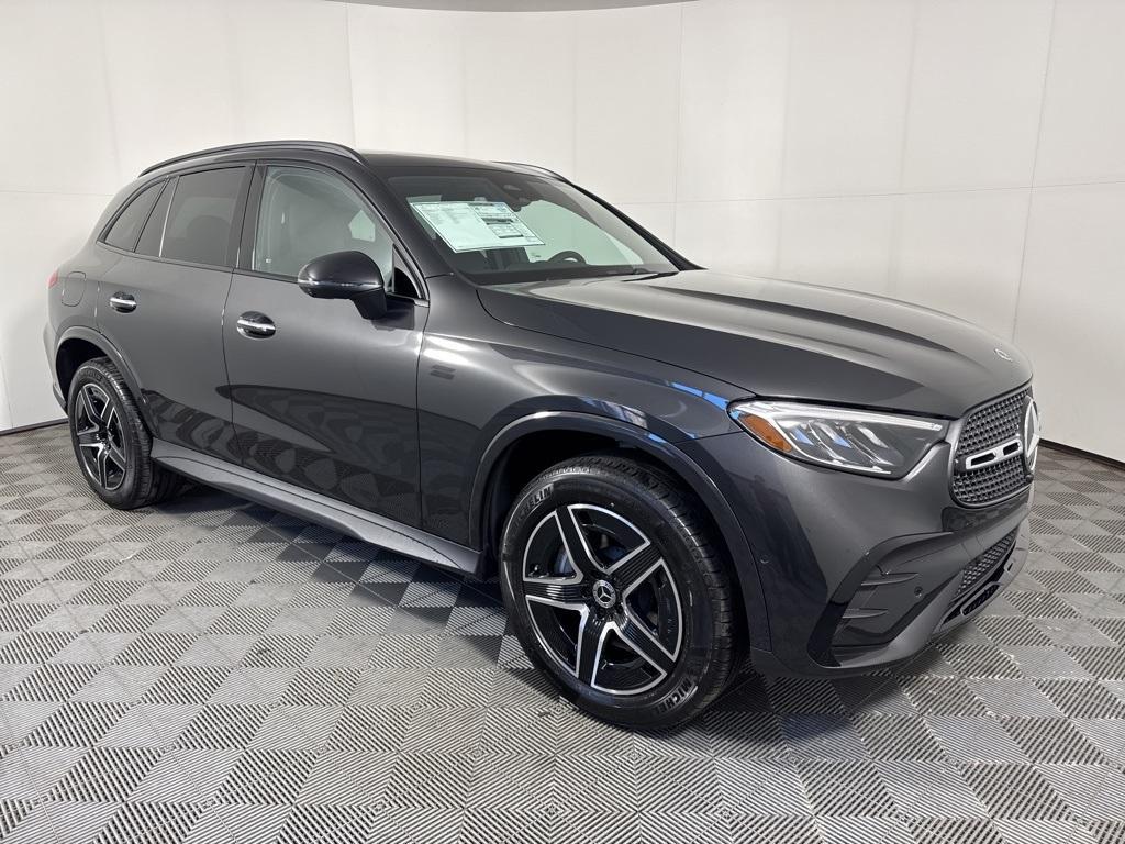new 2026 Mercedes-Benz GLC 300 car, priced at $62,340