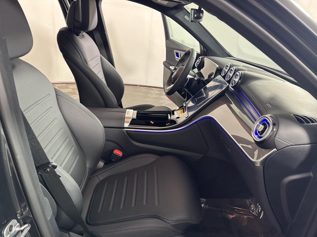 new 2026 Mercedes-Benz GLC 300 car, priced at $62,340