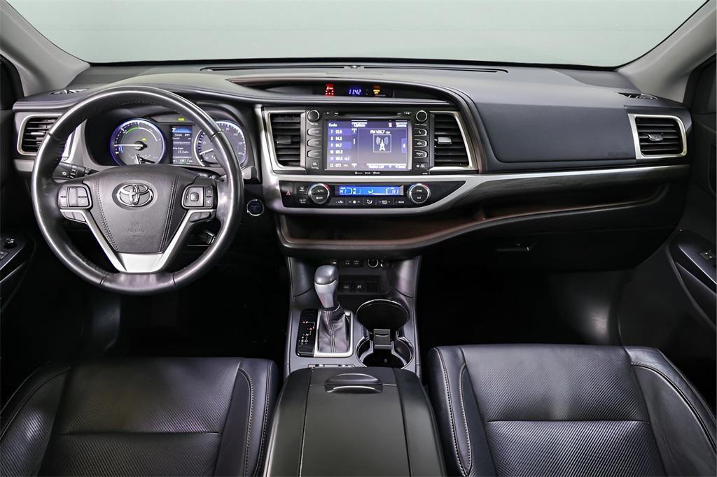 used 2017 Toyota Highlander Hybrid car, priced at $28,420