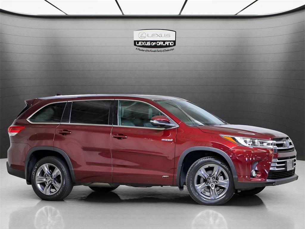used 2017 Toyota Highlander Hybrid car, priced at $28,420