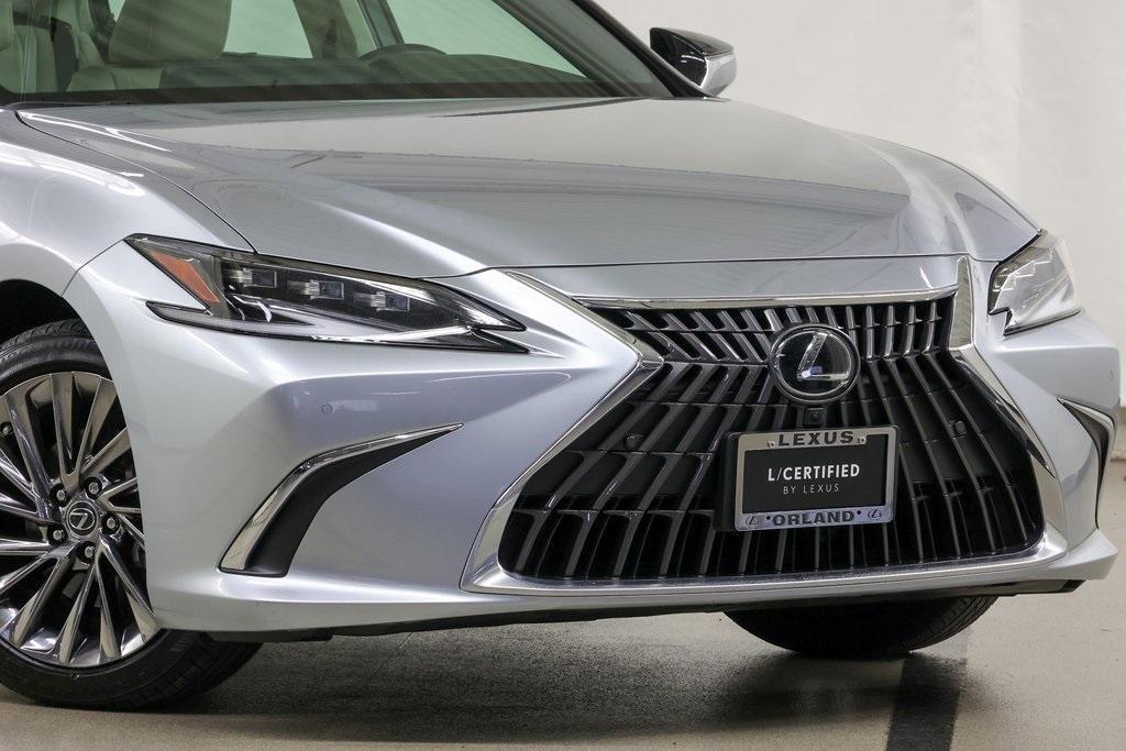 used 2024 Lexus ES 300h car, priced at $49,906