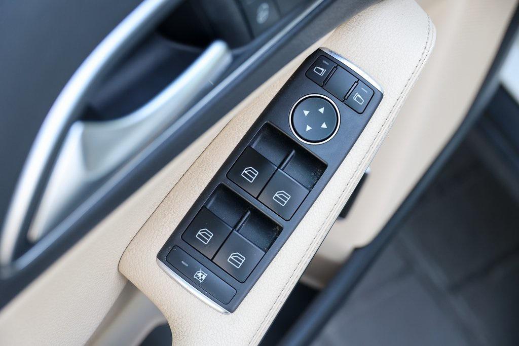 used 2020 Mercedes-Benz GLA 250 car, priced at $21,908