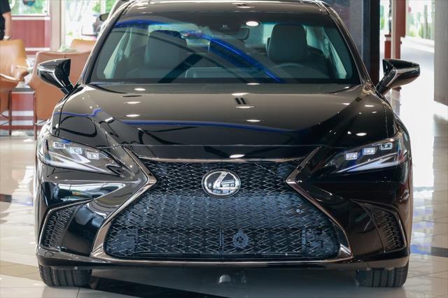 new 2025 Lexus ES 300h car, priced at $52,524