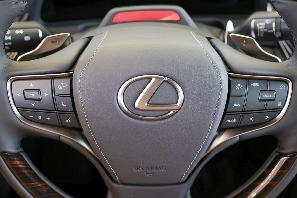 new 2024 Lexus LS 500 car, priced at $106,520