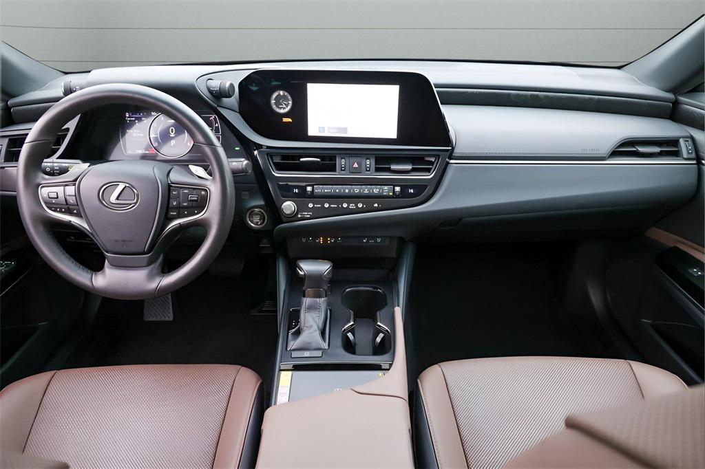 used 2024 Lexus ES 350 car, priced at $39,559