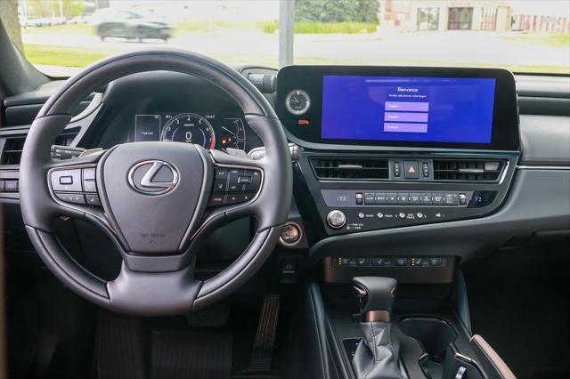 new 2025 Lexus ES 350 car, priced at $56,605