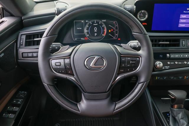 new 2025 Lexus ES 350 car, priced at $56,605