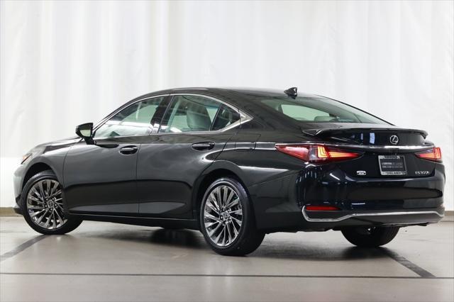 used 2025 Lexus ES 300h car, priced at $53,908