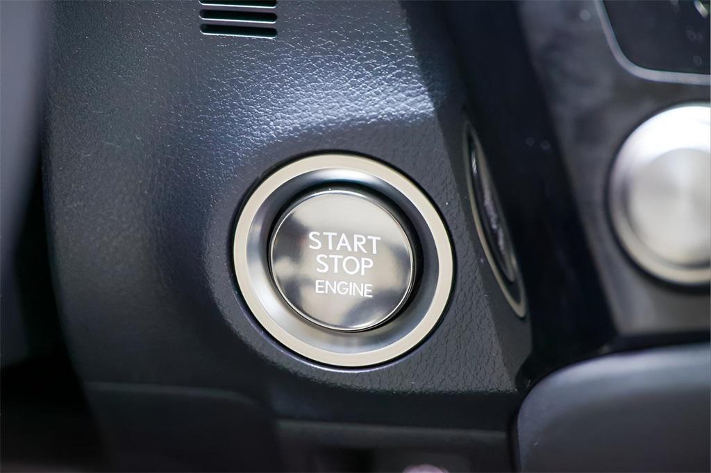 new 2025 Lexus ES 350 car, priced at $49,125