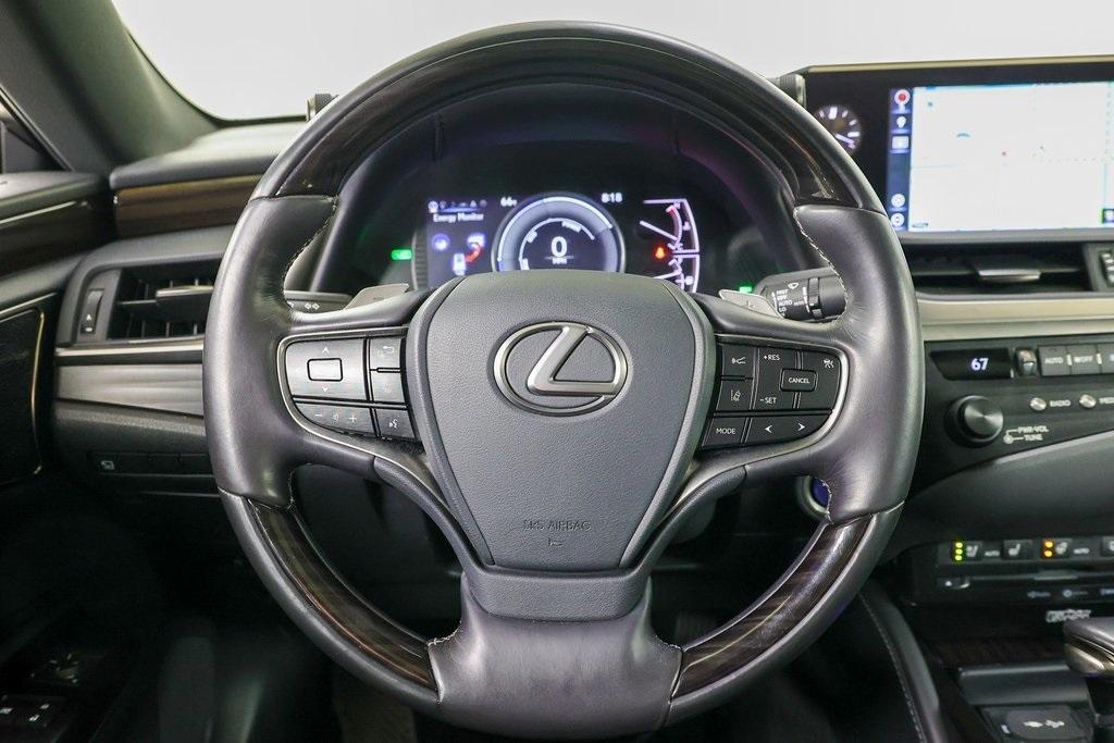 used 2019 Lexus ES 300h car, priced at $33,333