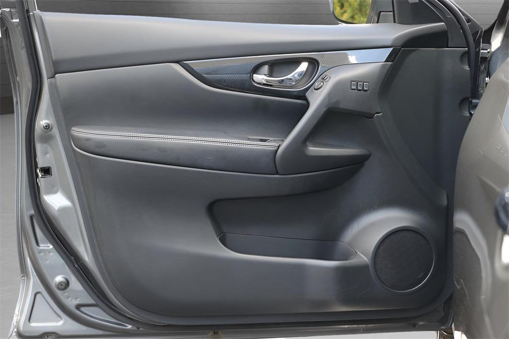 used 2019 Nissan Rogue car, priced at $18,000