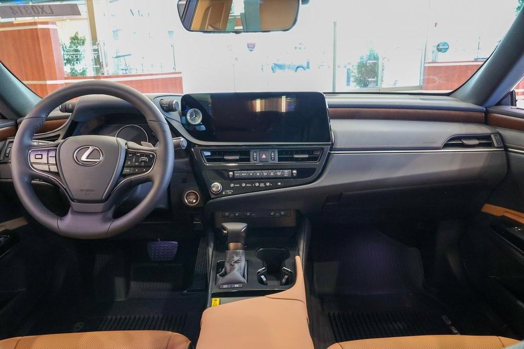 new 2025 Lexus ES 300h car, priced at $52,524