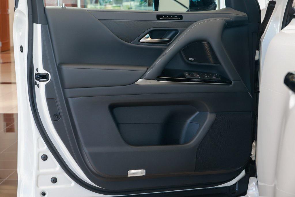 new 2025 Lexus LX 700h car, priced at $119,628