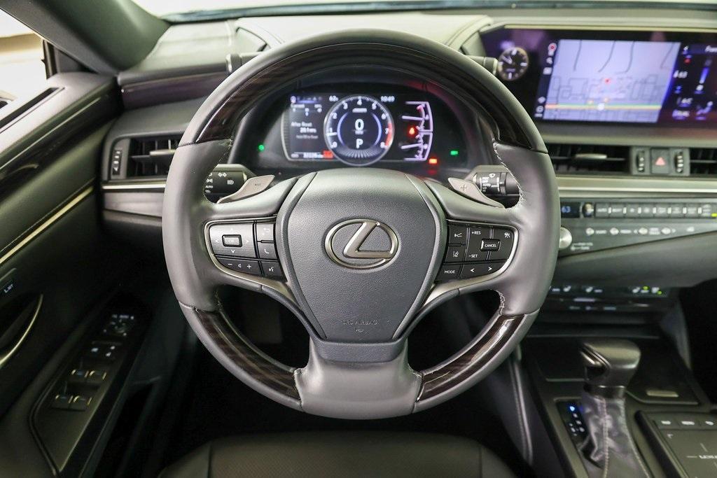 used 2021 Lexus ES 250 car, priced at $32,904