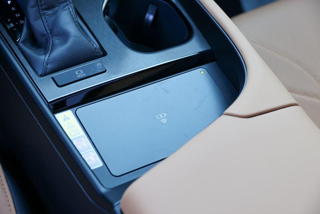 new 2025 Lexus ES 350 car, priced at $57,200