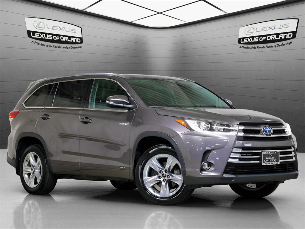 used 2019 Toyota Highlander Hybrid car, priced at $30,718