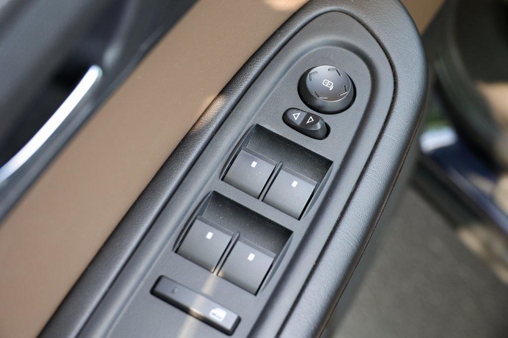 used 2015 GMC Acadia car, priced at $12,949