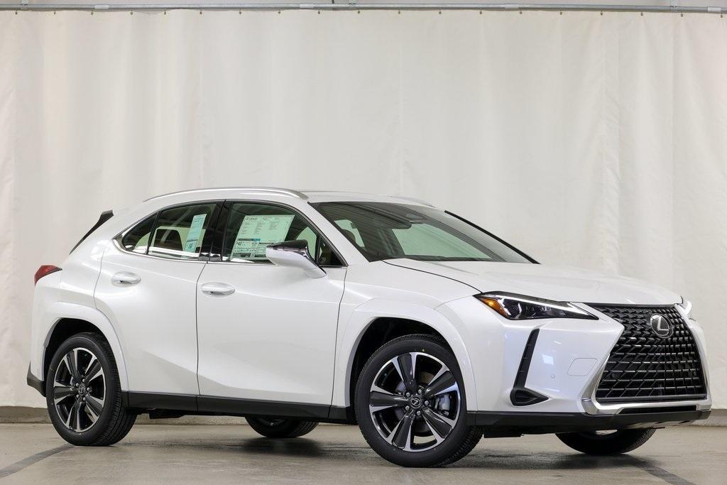 new 2025 Lexus UX 300h car, priced at $45,610