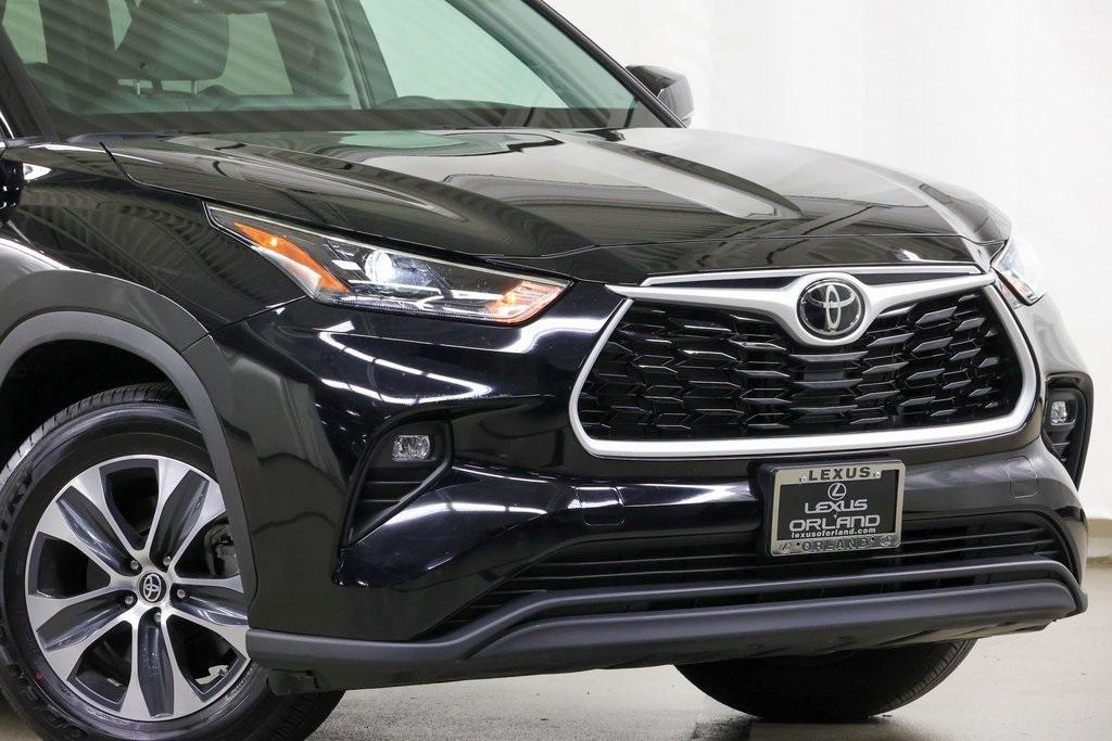 used 2024 Toyota Highlander car, priced at $41,493