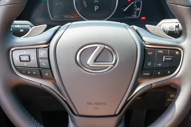 new 2025 Lexus ES 300h car, priced at $52,380