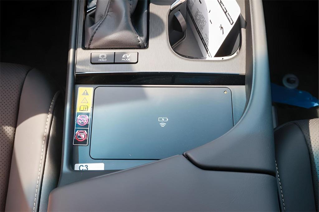 new 2025 Lexus ES 300h car, priced at $49,899