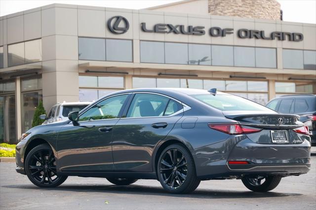 new 2025 Lexus ES 300h car, priced at $52,380