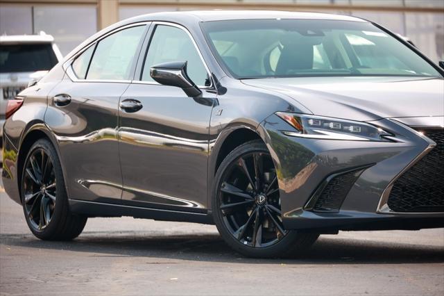 new 2025 Lexus ES 300h car, priced at $52,380