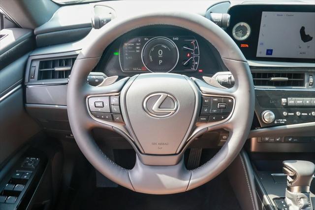 new 2025 Lexus ES 300h car, priced at $52,380