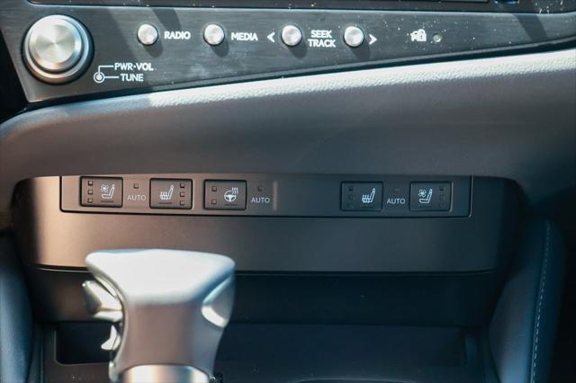 new 2025 Lexus ES 300h car, priced at $52,380