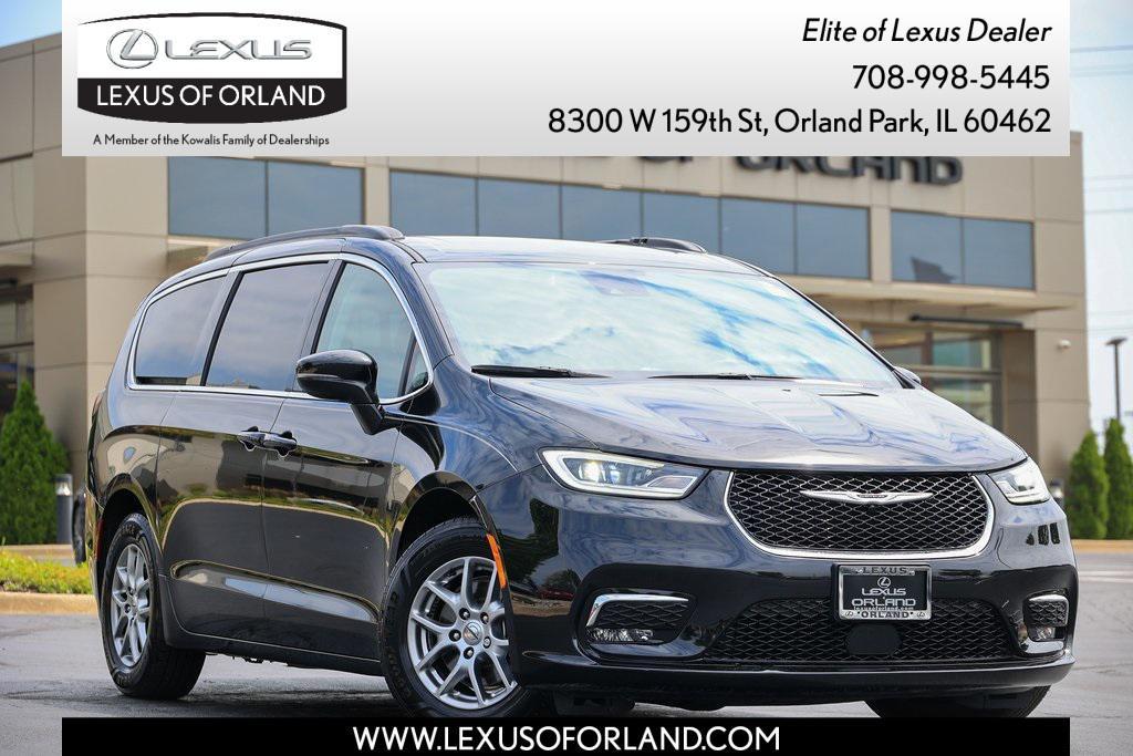used 2021 Chrysler Pacifica car, priced at $27,306